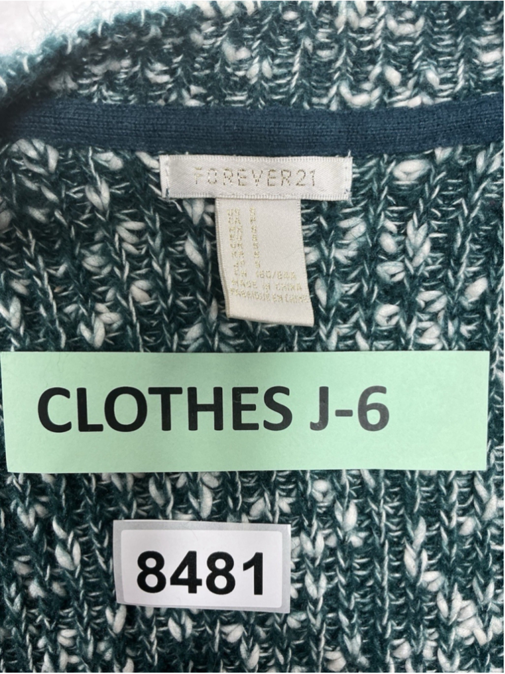 Womans Excellent Forever 21 Knit Button Down Cardigan Sweater Small Green White - Picture 3 of 6